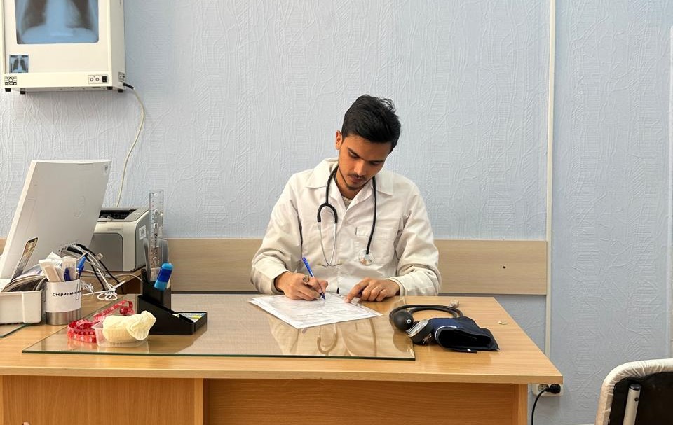 Dr. Umang Kadu